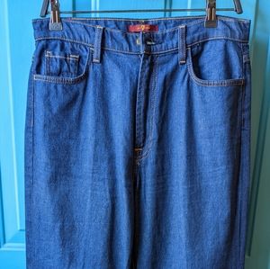Jeans 7 for All Mankind Size 31 Dark wash Cullote style, ankle length